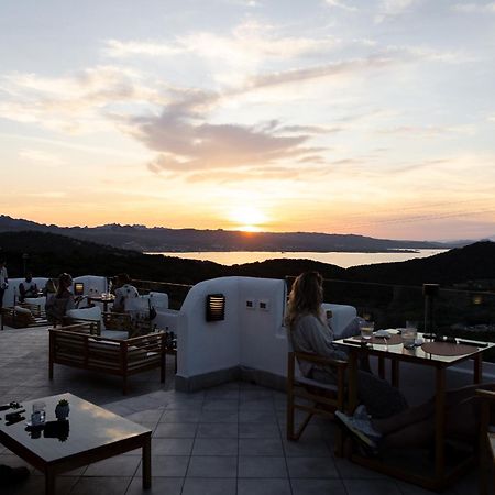 Hotel Pedra Santa Baja Sardinia Exteriör bild
