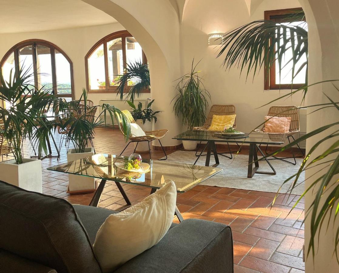 Hotel Pedra Santa Baja Sardinia Exteriör bild