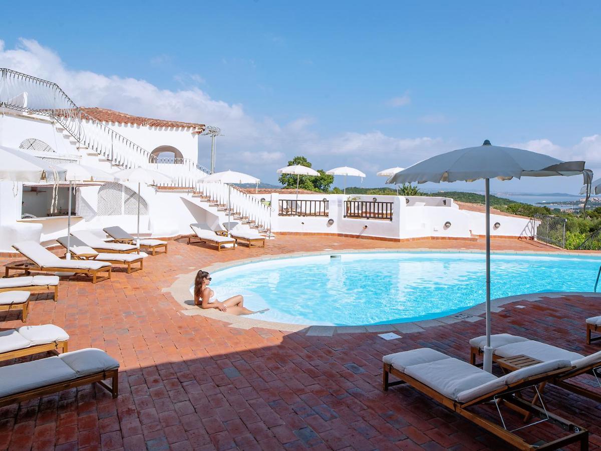 Hotel Pedra Santa Baja Sardinia Exteriör bild