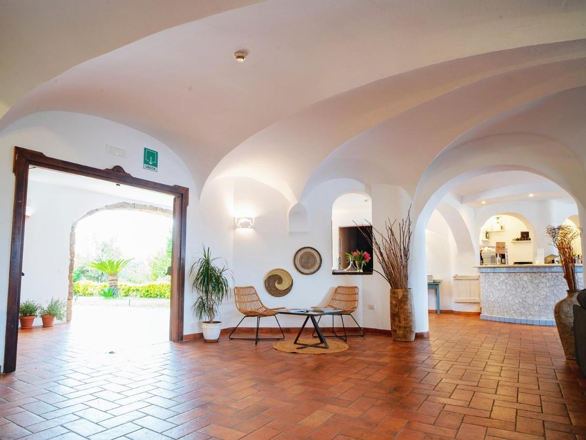 Hotel Pedra Santa Baja Sardinia Exteriör bild